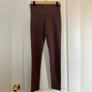 TnaLIFE™ Atmosphere Hi-Rise Legging Rich Mocha Brown
